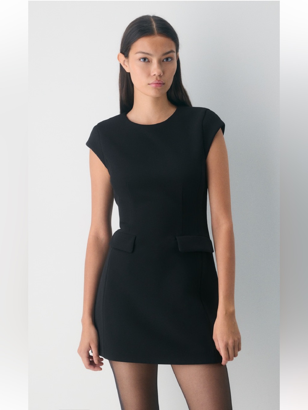 Aritzia Babaton figure knit priestly Black Cap-Sleeve Mini Dress size small